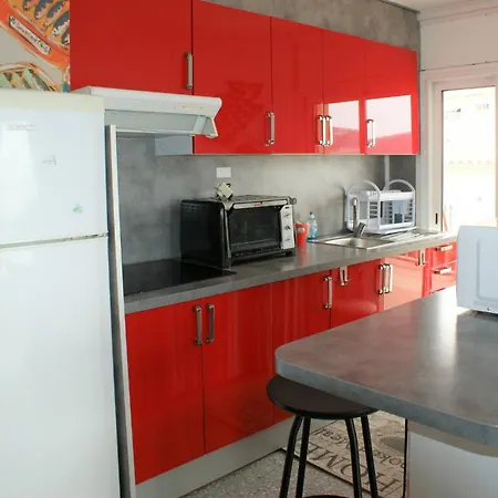 Daire En Primera Linea De Mar, Av-06 Roses